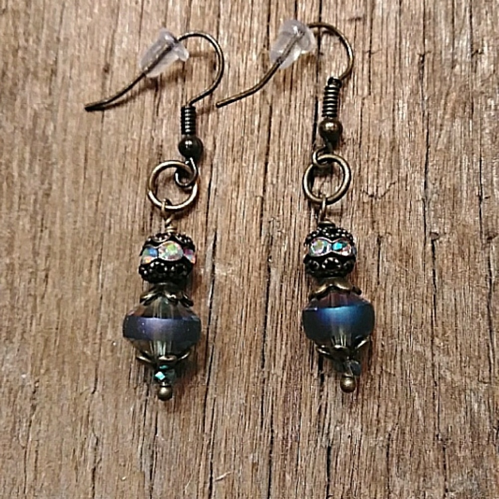 Dainty blue & rhinestone bead earrings